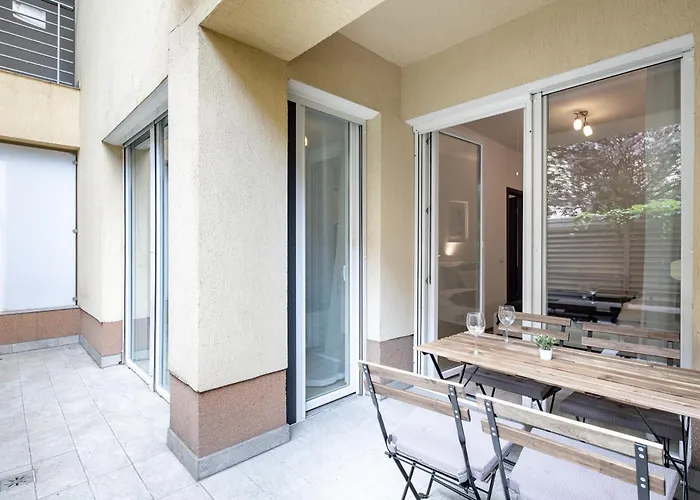 - Terrace - Modern Apartman Budapest